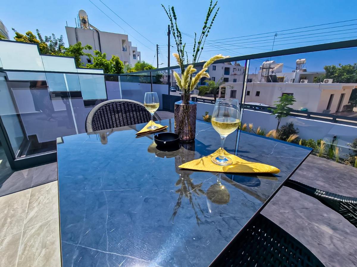 Giorgis Luxury Apartments ไอยานาปา ภายนอก รูปภาพ